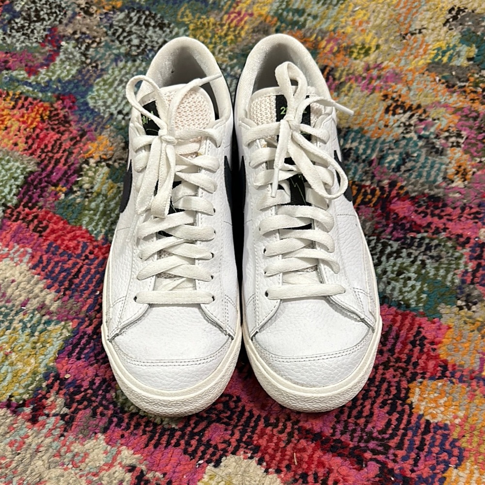 Low Nike blazers